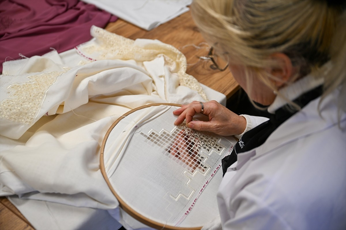 Antep İşi Nakışı, Hindistan'ın Yeni Delhi kentinde düzenlenen 20. UNESCO Somut Olmayan Kültürel...