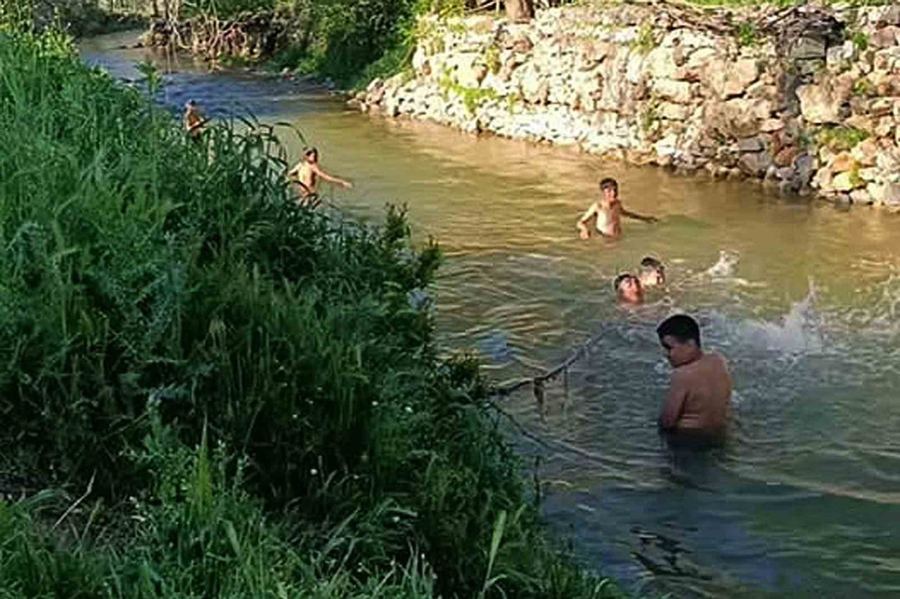 ARABAN’DA YILLAR SONRA AKAN DERELER EN ÇOK ÇOCUKLARI SEVİNDİRDİ