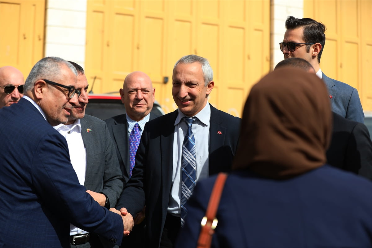 Aralarında Türkiye’nin Filistin nezdinde Kudüs Başkonsolosu Büyükelçi İsmail Çobanoğlu’nun da yer...