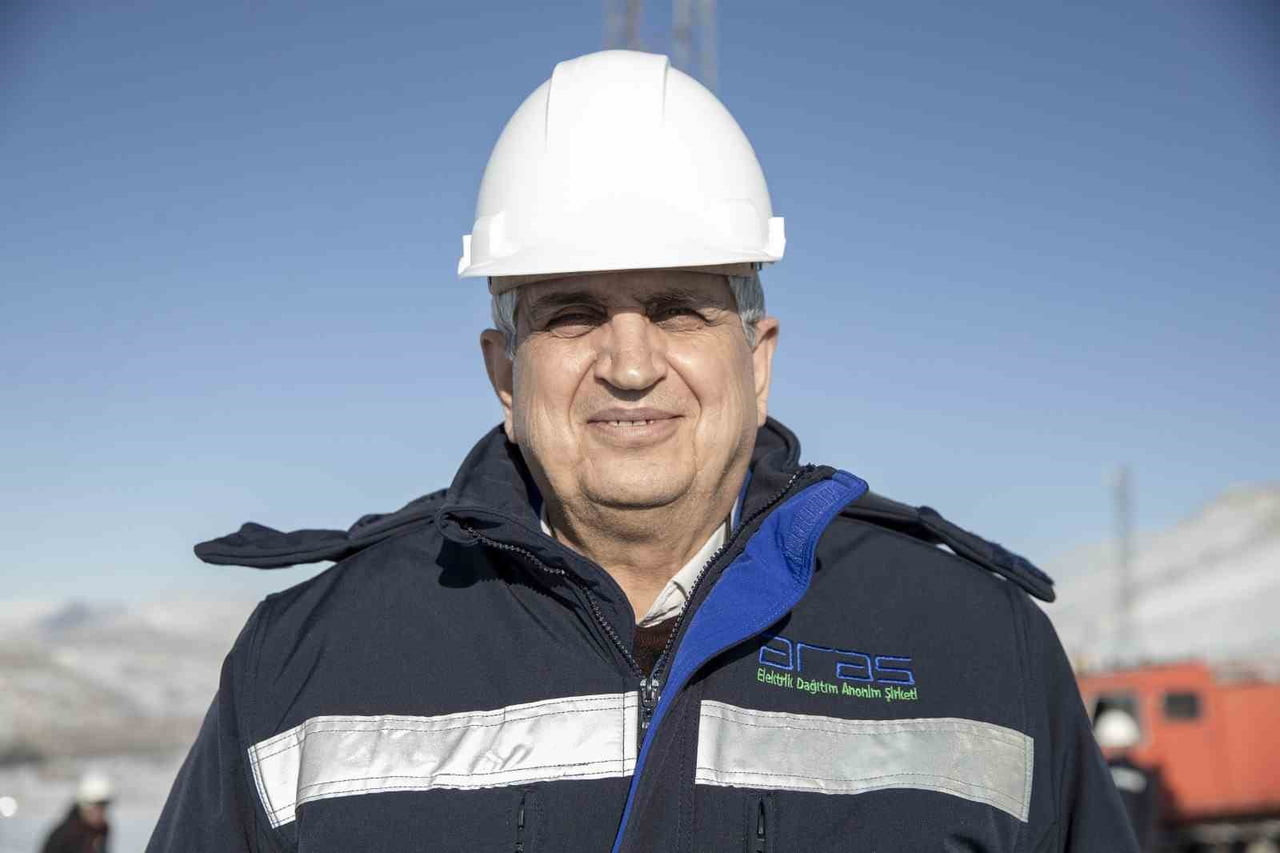 ARAS EDAŞ GENEL MÜDÜRÜ FİKRET AKBAŞ