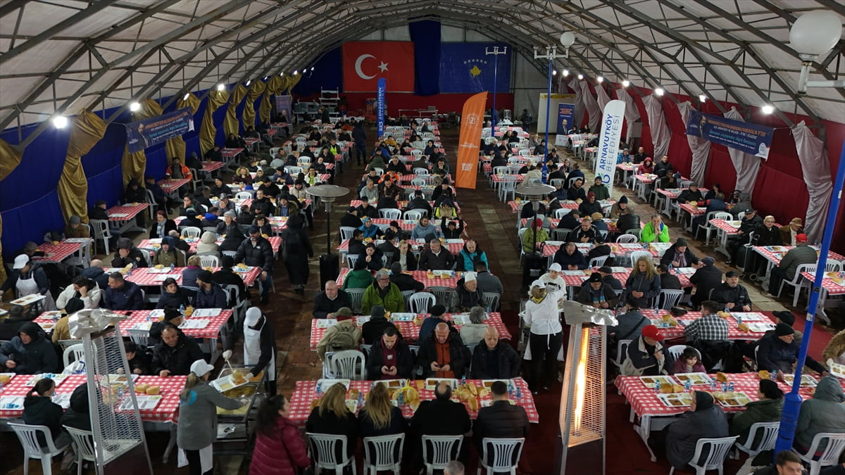 Arnavutköy Belediyesi, Kosova’nın başkenti Priştine’de iftar programı düzenledi.