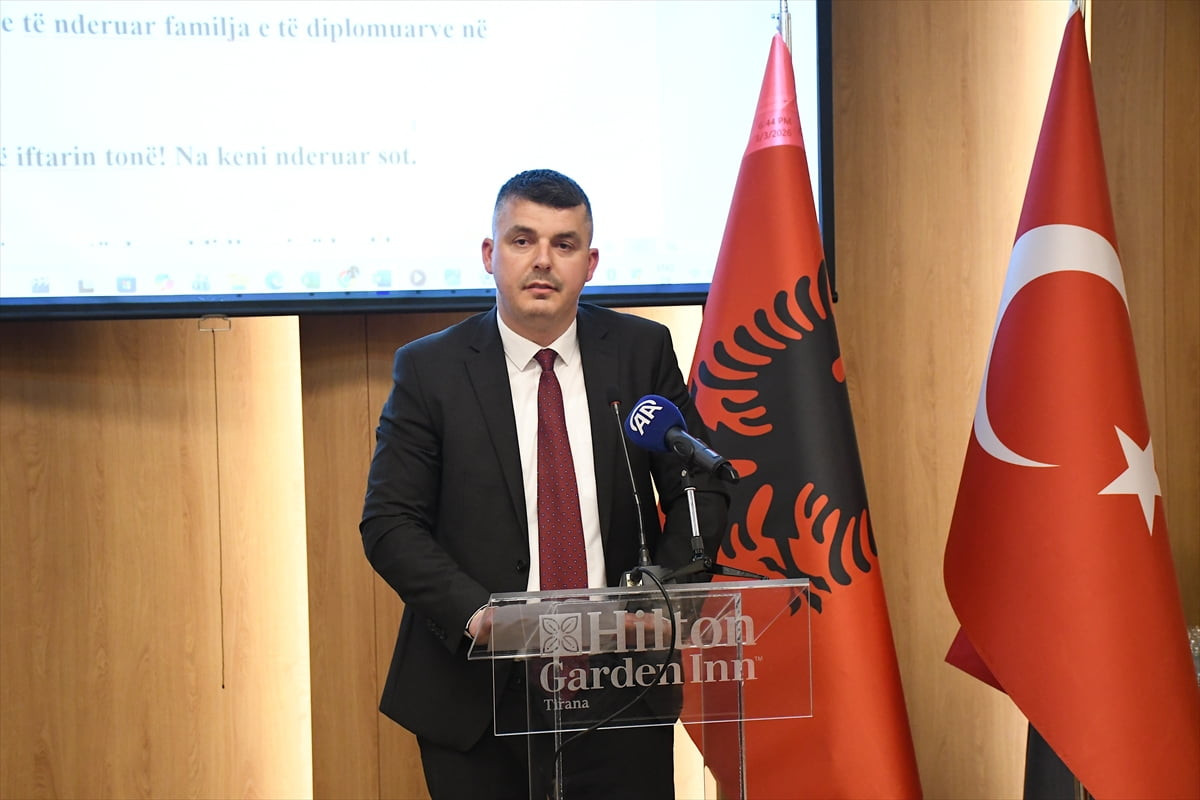 Arnavutluk Türkiye Mezunları Derneği (TÜMED) tarafından Yurtdışı Türkler ve Akraba Topluluklar...