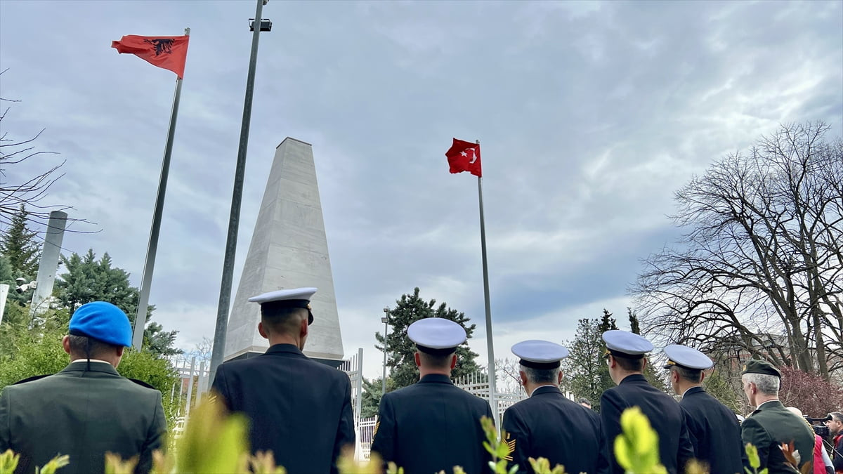Arnavutluk'un kuzeyindeki İşkodra kentinde, 18 Mart Şehitleri Anma Günü ve Çanakkale Deniz...