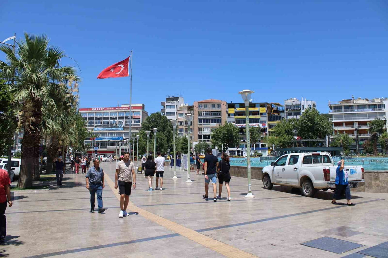(ARŞİV FOTO) - TÜİK’İN 2025 YILI AİLE İSTATİSTİKLERİNE GÖRE AYDIN’DA ORTALAMA HANEHALKI BÜYÜKLÜĞÜ...