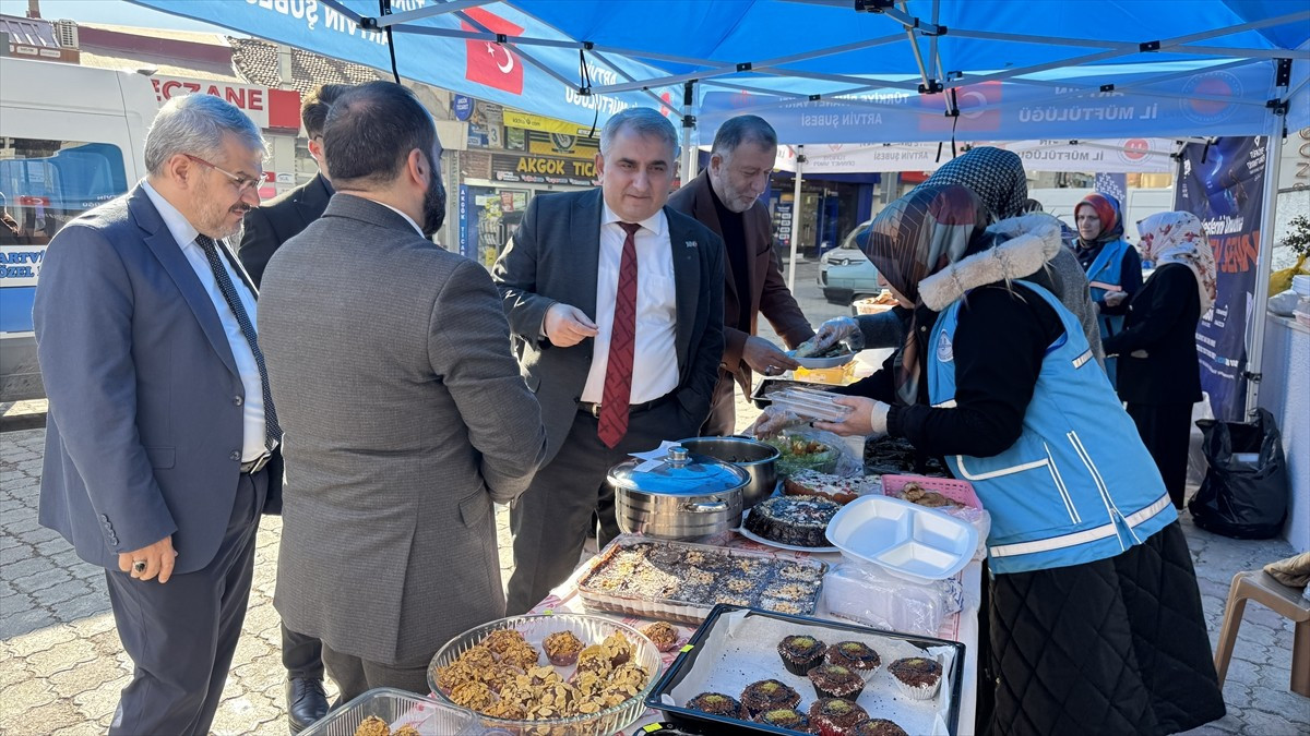 Artvin Müftülüğü ile Türkiye Diyanet Vakfı (TDV) Artvin Şubesi işbirliğinde Gazze yararına "Hayır...