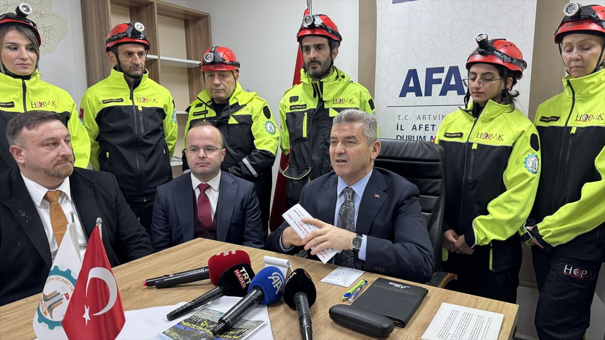 Artvin Valisi Turan Ergün,Afet ve Acil Durum Yönetimi Başkanlığının akreditasyon sürecini...
