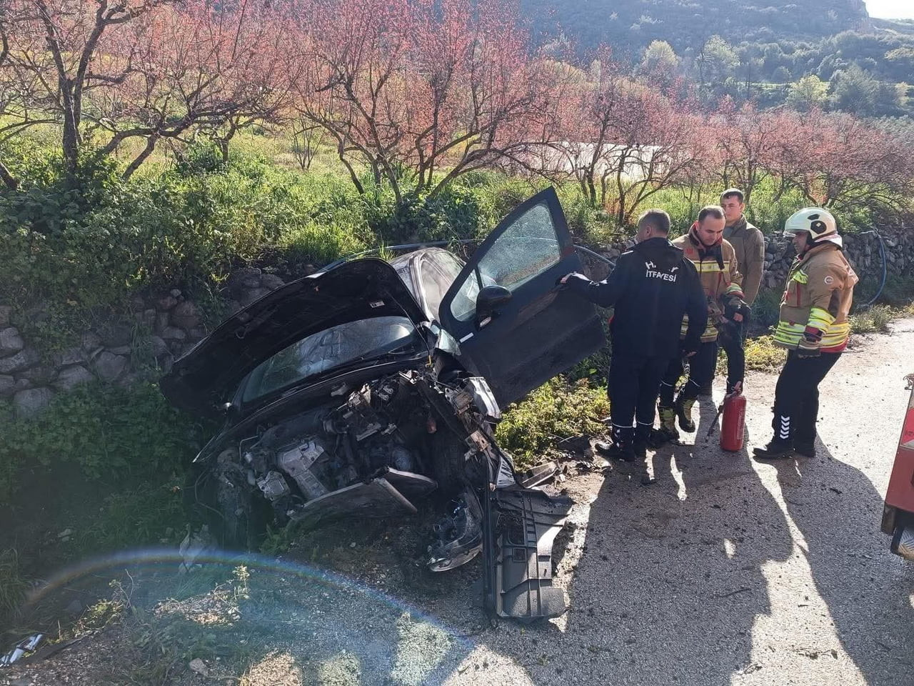ASA YAYLADAĞI'DA TRAFİK KAZASI: 1 YARALI (FOTOĞRAFLI) CEMAL KILINÇ HATAY (İHA) - HATAY’IN...