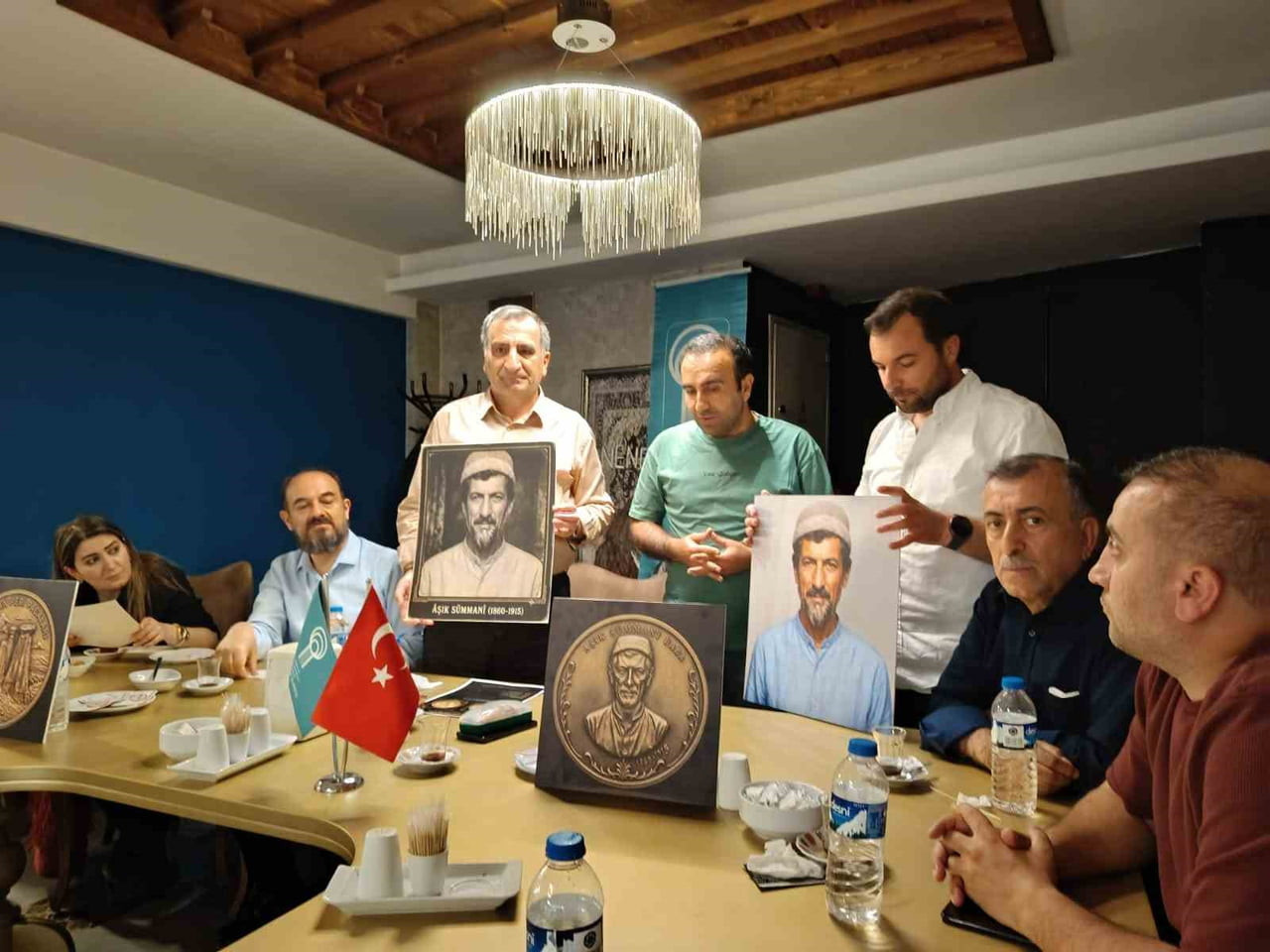 ÂŞIK SÜMMANİ BABA'NIN GERÇEĞE EN YAKIN RÖLYEFİ VE HATIRA MADALYONU TANITILDI