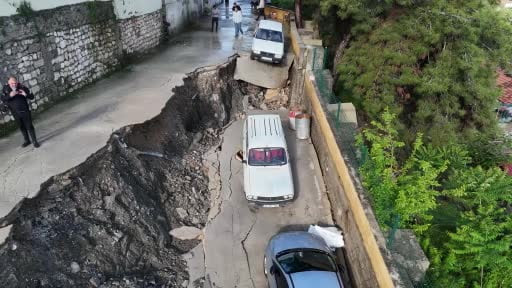 Aşırı yağışla birlikte yaşanan afette: 3 kişi öldü, 1 kişi kayıp