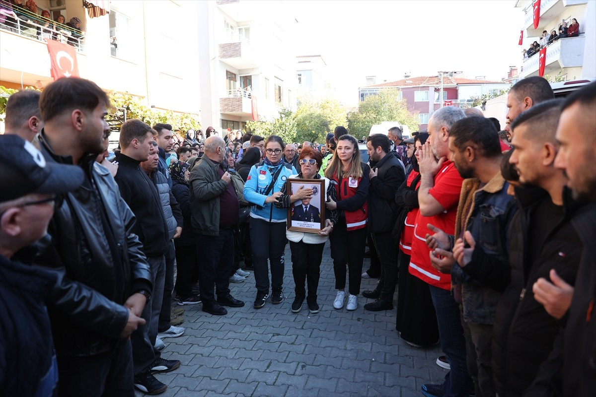 Askeri kargo uçağının Gürcistan-Azerbaycan sınırında düşmesi sonucu şehit olan Hava Uçak Bakım...