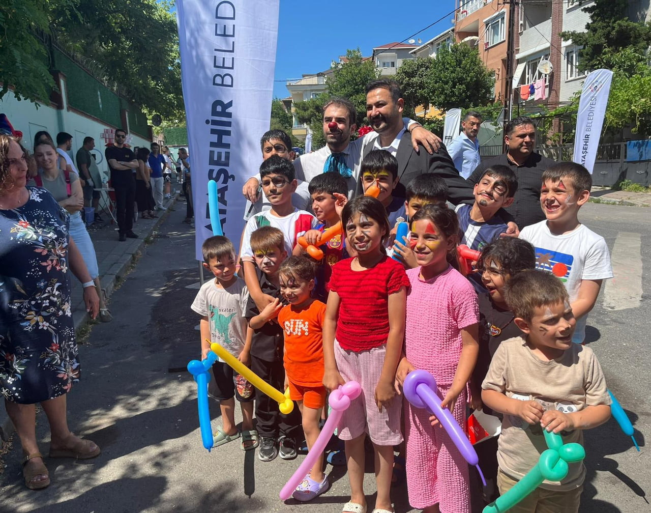 ATAŞEHİR BELEDİYE BAŞKAN VEKİLİ MURAT GÜNEŞ ÇOCUKLARLA BİR ARAYA GELDİ