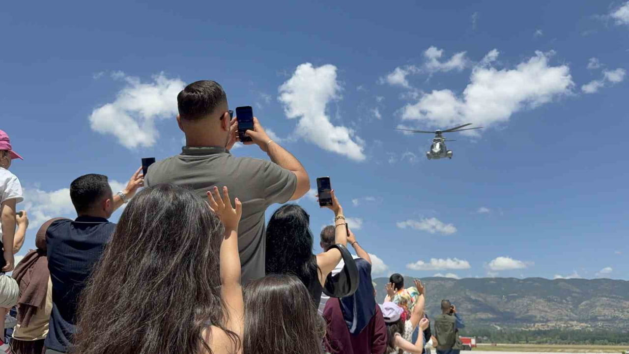 ATATÜRK’ÜN TOKAT’A GELİŞİNİN 107’NCİ YIL DÖNÜMÜ DOLAYISIYLA DÜZENLENEN PROGRAMDA KOMANDO, JANDARMA...