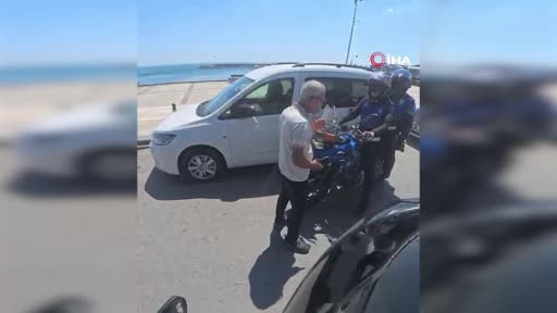 Avcılar'da motosikletli zabıtanın vatandaşa çarptığı olayın yeni görüntüleri ortaya...