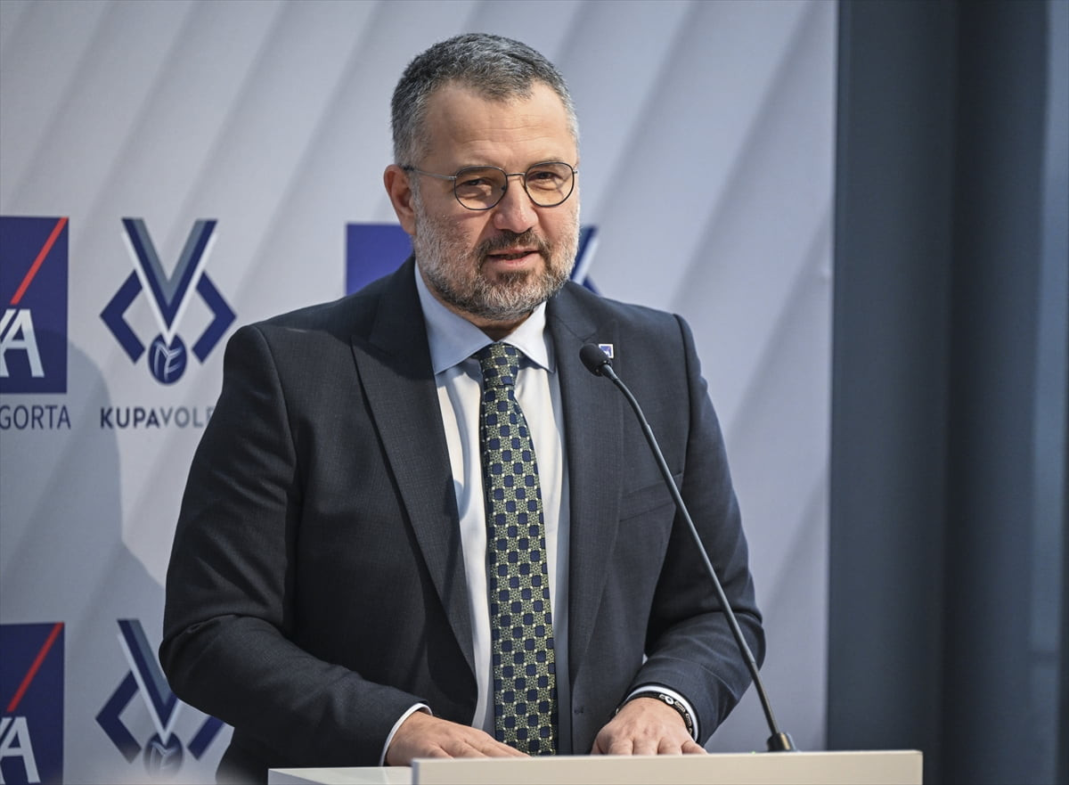 AXA Sigorta Kupa Voley'de çeyrek final eşleşmeleri belirlendi. Kupada çeyrek final eşleşmelerinin...