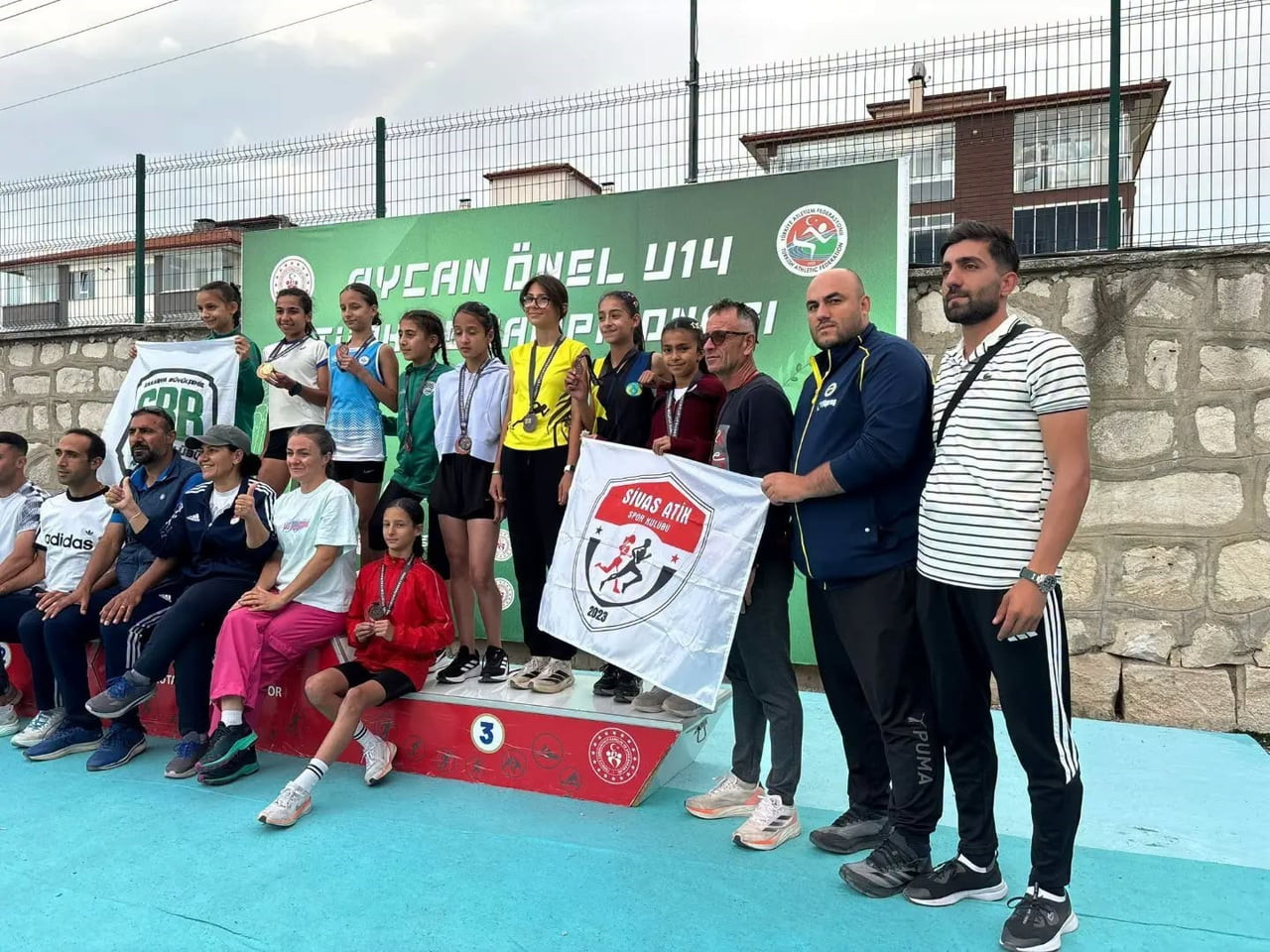 AYCAN ÖNEL U14 TÜRKİYE ATLETİZM ŞAMPİYONASI’NDA MÜCADELE EDEN SİVASLI SPORCULAR ÖNEMLİ BAŞARILARA...