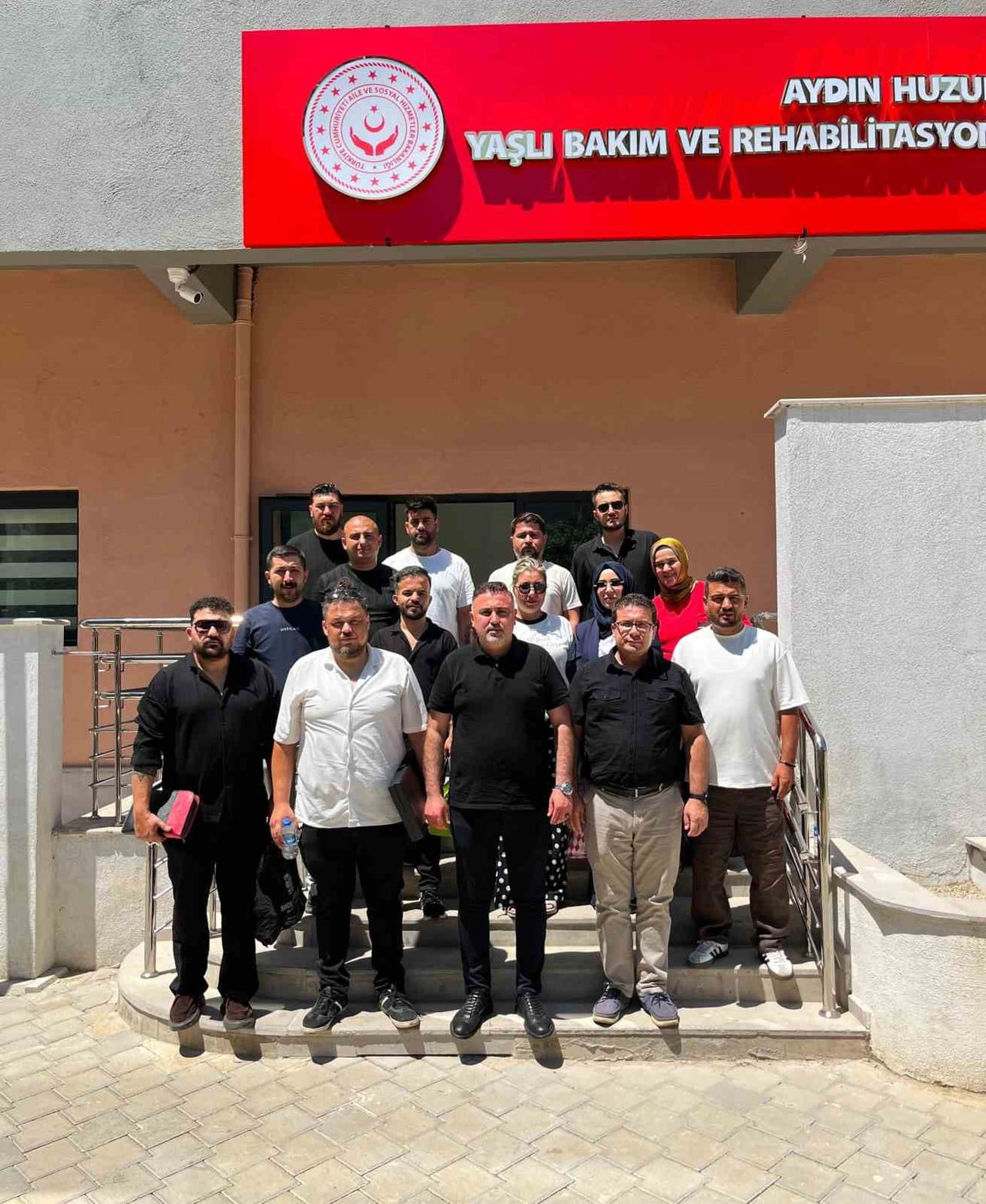 AYDIN BERBERLER KUAFÖRLER VE GÜZELLİK SALONLARI ODASI ÜYELERİ, AYDIN HUZUREVİ YAŞLI BAKIM VE...