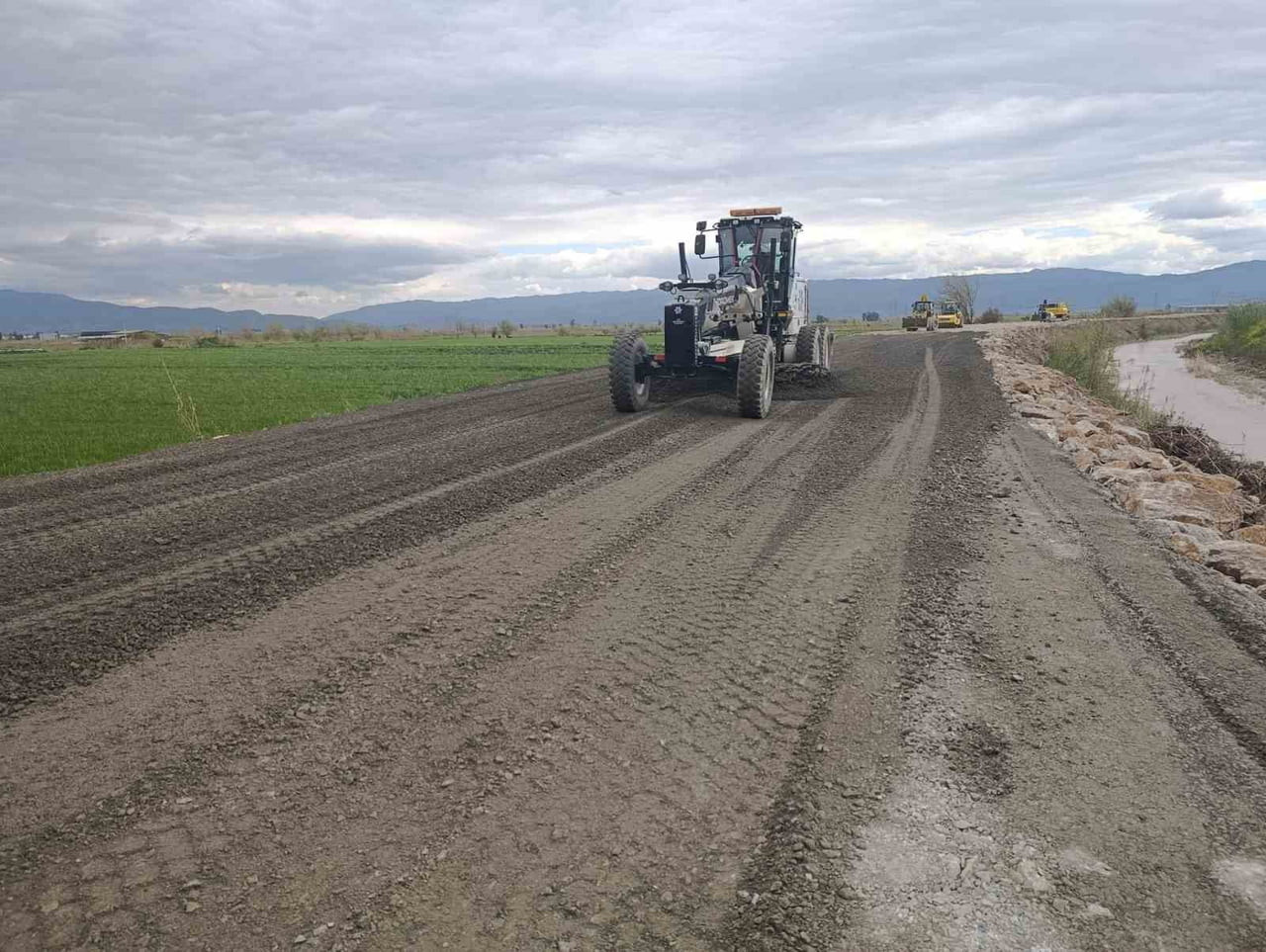 AYDIN BÜYÜKŞEHİR BELEDİYESİ İL GENELİNDE YÜRÜTTÜĞÜ EŞ ZAMANLI ÇALIŞMALARLA AYDIN'IN ULAŞIM...