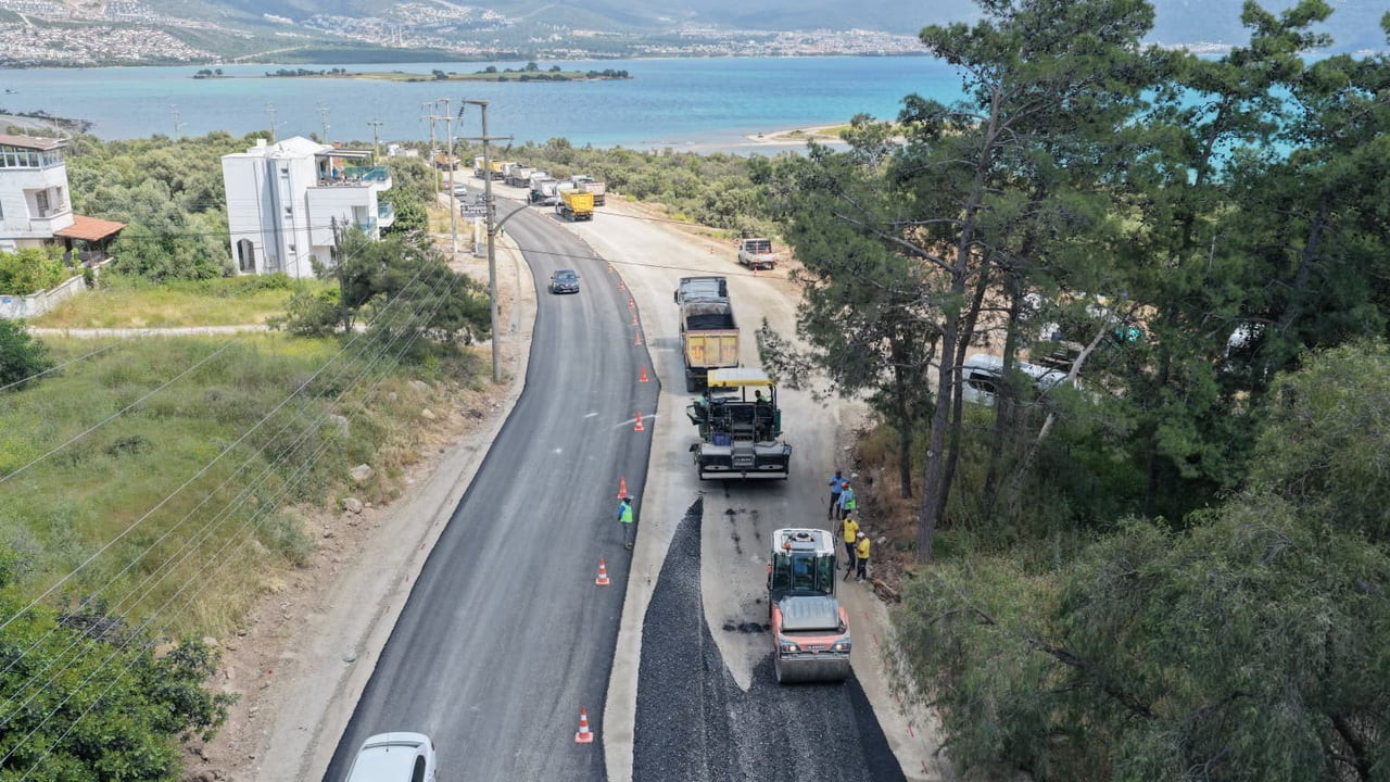 AYDIN BÜYÜKŞEHİR BELEDİYESİ, KENT GENELİNDE EŞ ZAMANLI YOL YAPIM, BAKIM VE DÜZENLEME ÇALIŞMALARINI...