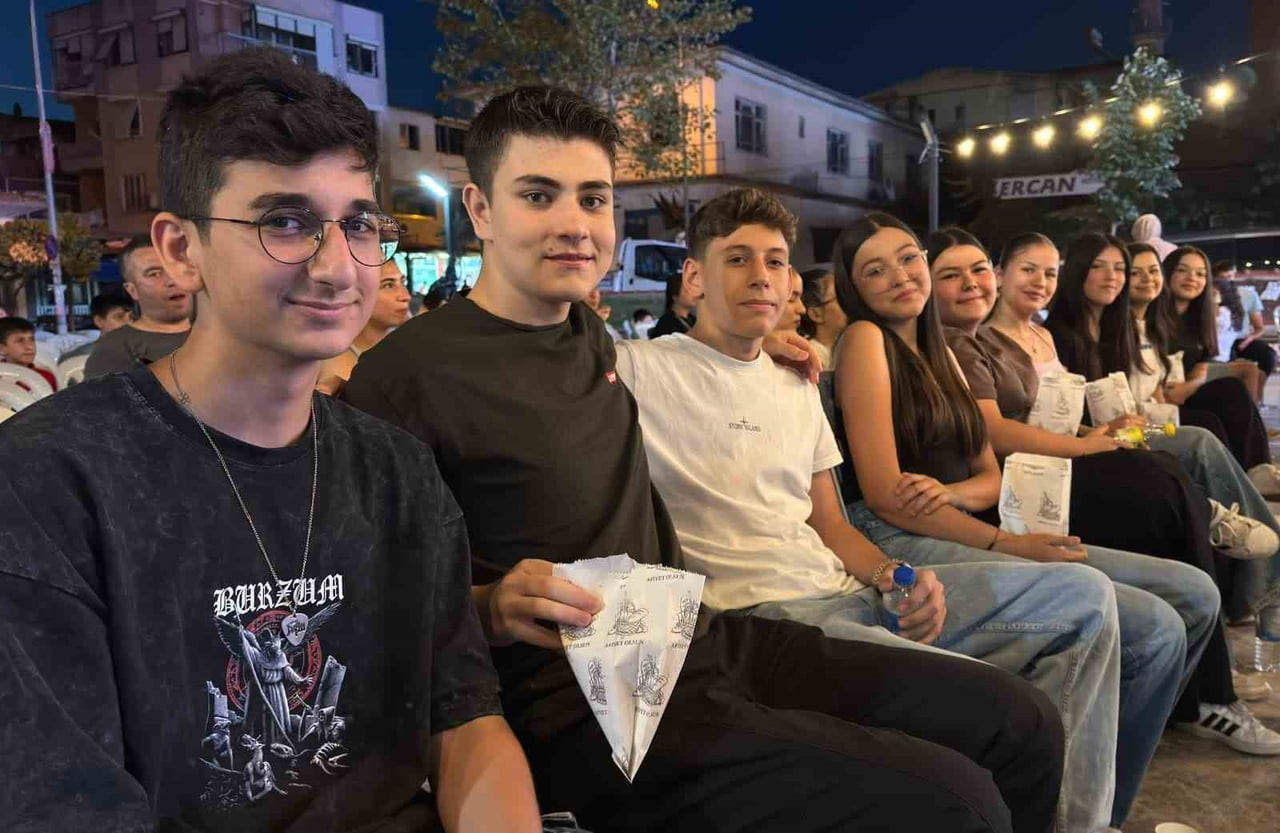 AYDIN BÜYÜKŞEHİR BELEDİYESİ TARAFINDAN DÜZENLENEN AÇIK HAVA SİNEMASI ETKİNLİKLERİ, KENT GENELİNDE...