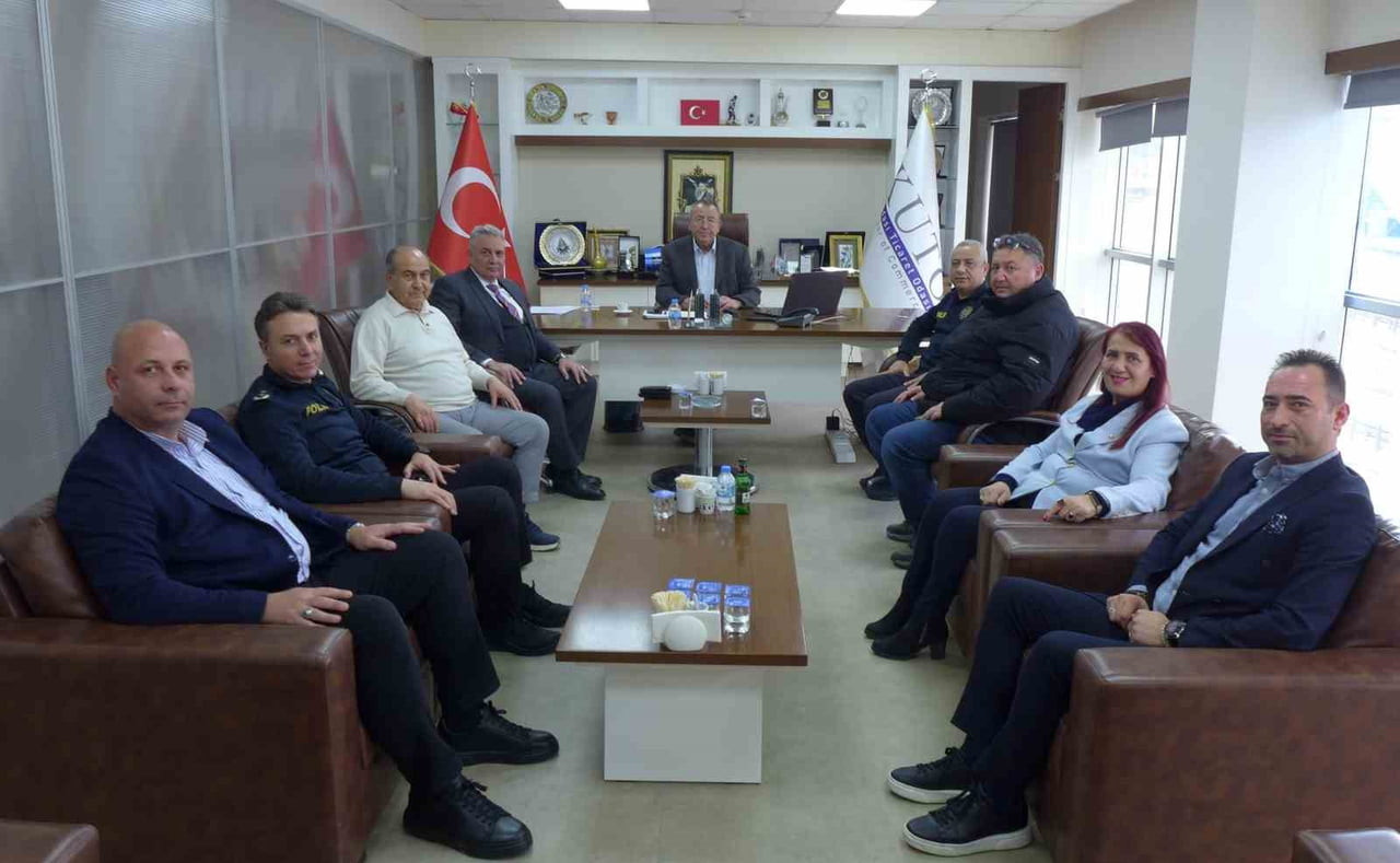 AYDIN İL EMNİYET MÜDÜRLÜĞÜ’NDEN KUŞADASI TİCARET ODASI’NA ZİYARET