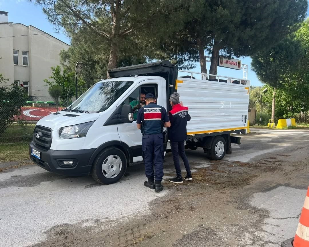 AYDIN TARIM VE ORMAN İL MÜDÜRLÜĞÜ EKİPLERİ, KURBAN BAYRAMI ÖNCESİNDE BULAŞICI HAYVAN...