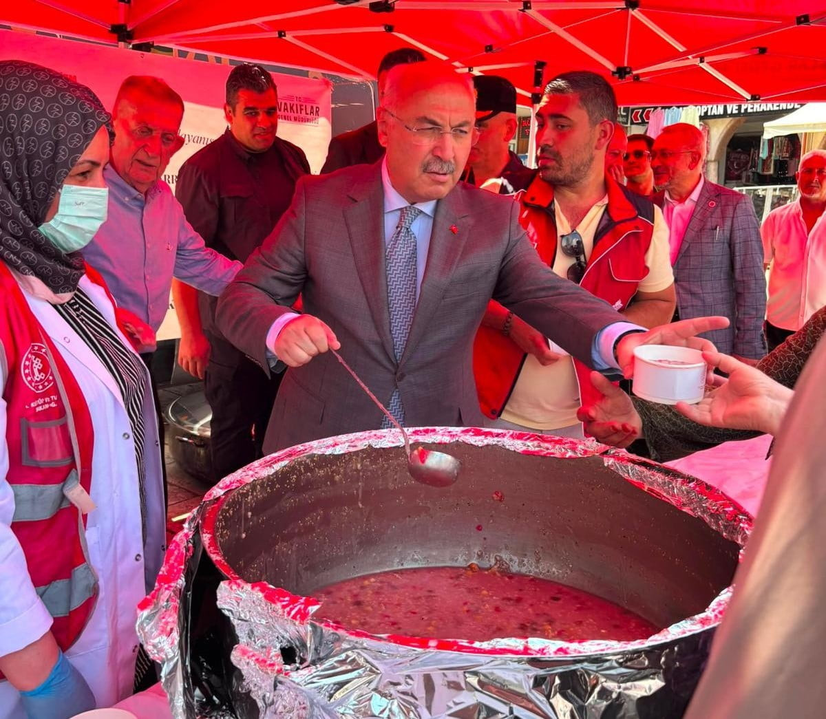 AYDIN VAKIFLAR BÖLGE MÜDÜRLÜĞÜ, MUHARREM AYININ MANEVİ ATMOSFERİNİ VATANDAŞLARLA PAYLAŞMAK...