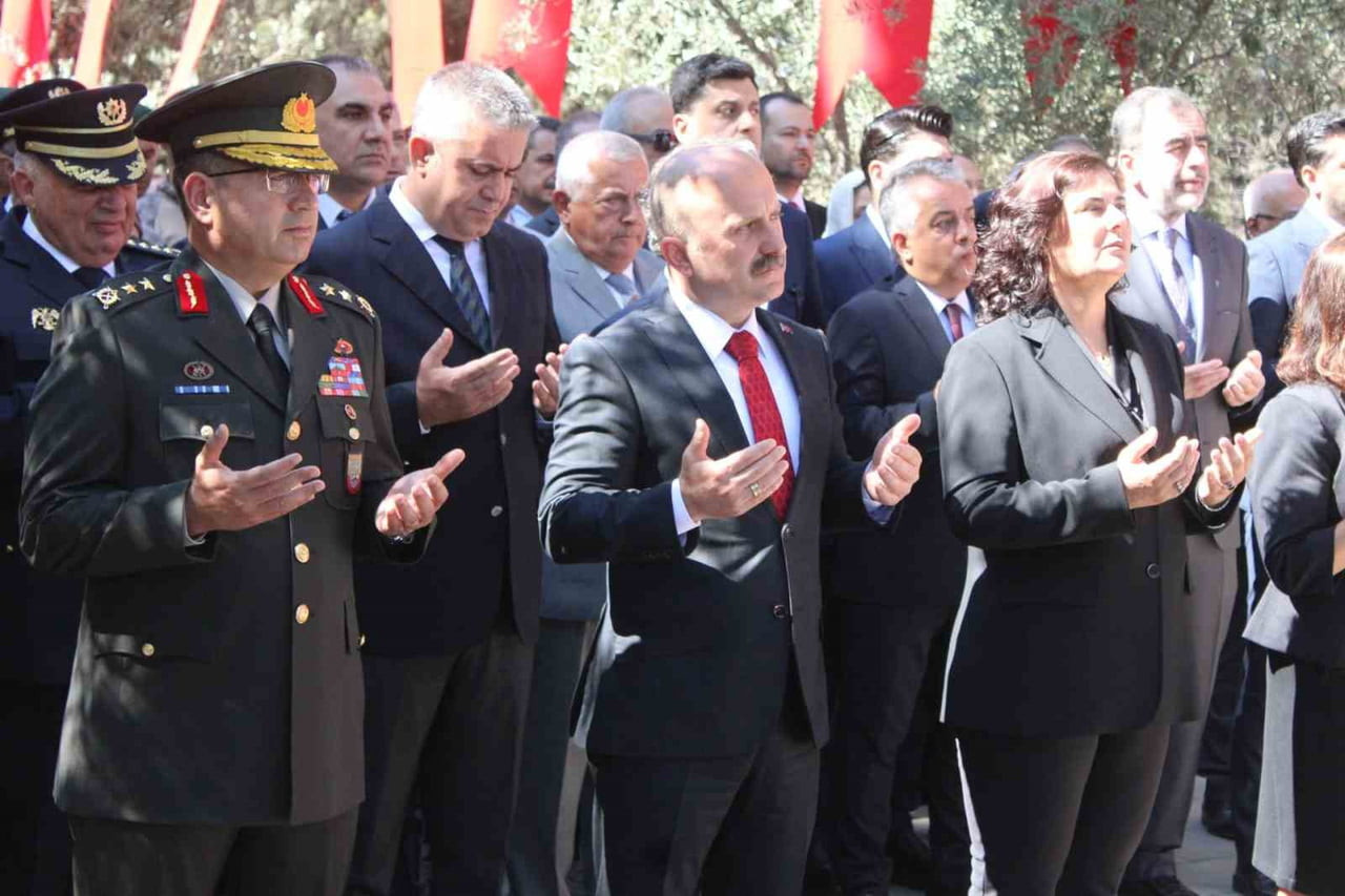 AYDIN VALİLİĞİ TARAFINDAN DÜZENLENEN '15 TEMMUZ ŞEHİTLERİNİ ANMA, DEMOKRASİ VE MİLLİ BİRLİK GÜNÜ'...