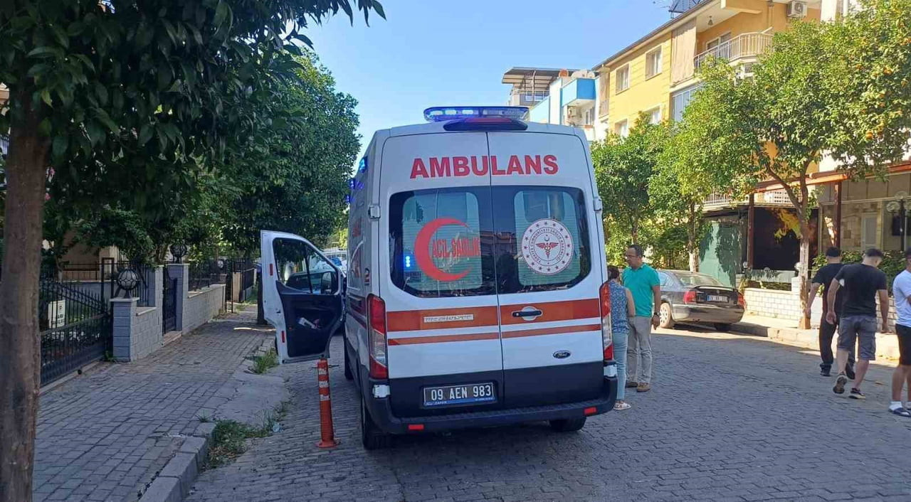 AYDIN'IN EFELER İLÇESİNDE MOTOSİKLET İLE OTOMOBİLİN ÇARPIŞMASI SONUCU MEYDANA GELEN KAZADA 1 KİŞİ...
