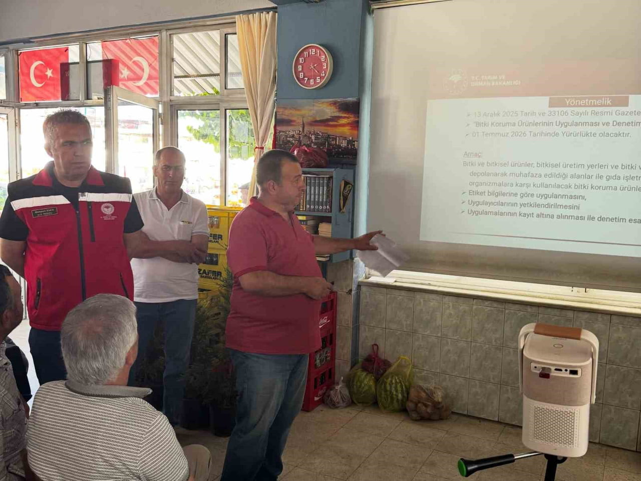 AYDIN'IN EFELER İLÇESİNDE ÜRETİCİLER, BİTKİ KORUMA ÜRÜNLERİ UYGULAMA BELGESİNDEKİ YENİ...