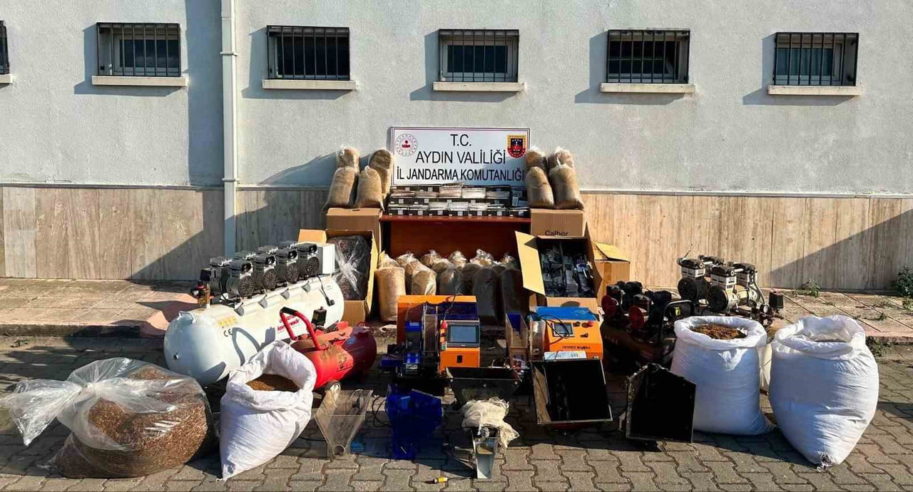 AYDIN'IN KÖŞK İLÇESİNDE KAÇAK SİGARA İMALATI VE TİCARETİ YAPILDIĞI BELİRLENEN ADRESE YAPILAN...