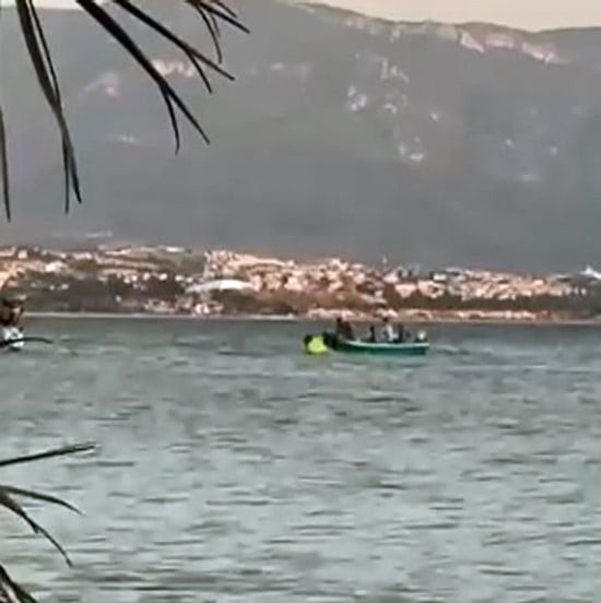 AYDIN'IN KUŞADASI İLÇESİNDE JET SKİ İLE DENİZE AÇILAN BİR SÜRÜCÜ, ARACIN KONTROLDEN ÇIKARAK TERS...