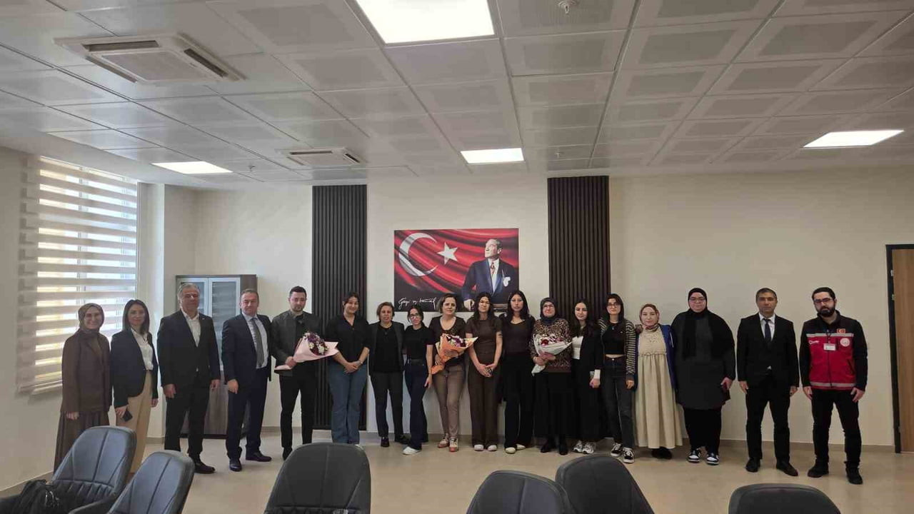 AYDIN’DA, 'ANA OCAĞI' PROJESİ KAPSAMINDA ŞEHİT ANNELERİ İLE GENÇLER BİR ARAYA GELDİ. DUYGU DOLU...