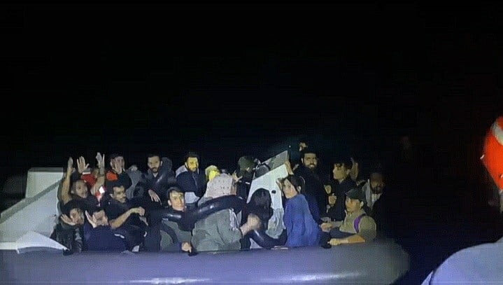 AYDIN’DA 30 DÜZENSİZ GÖÇMEN YAKALANDI