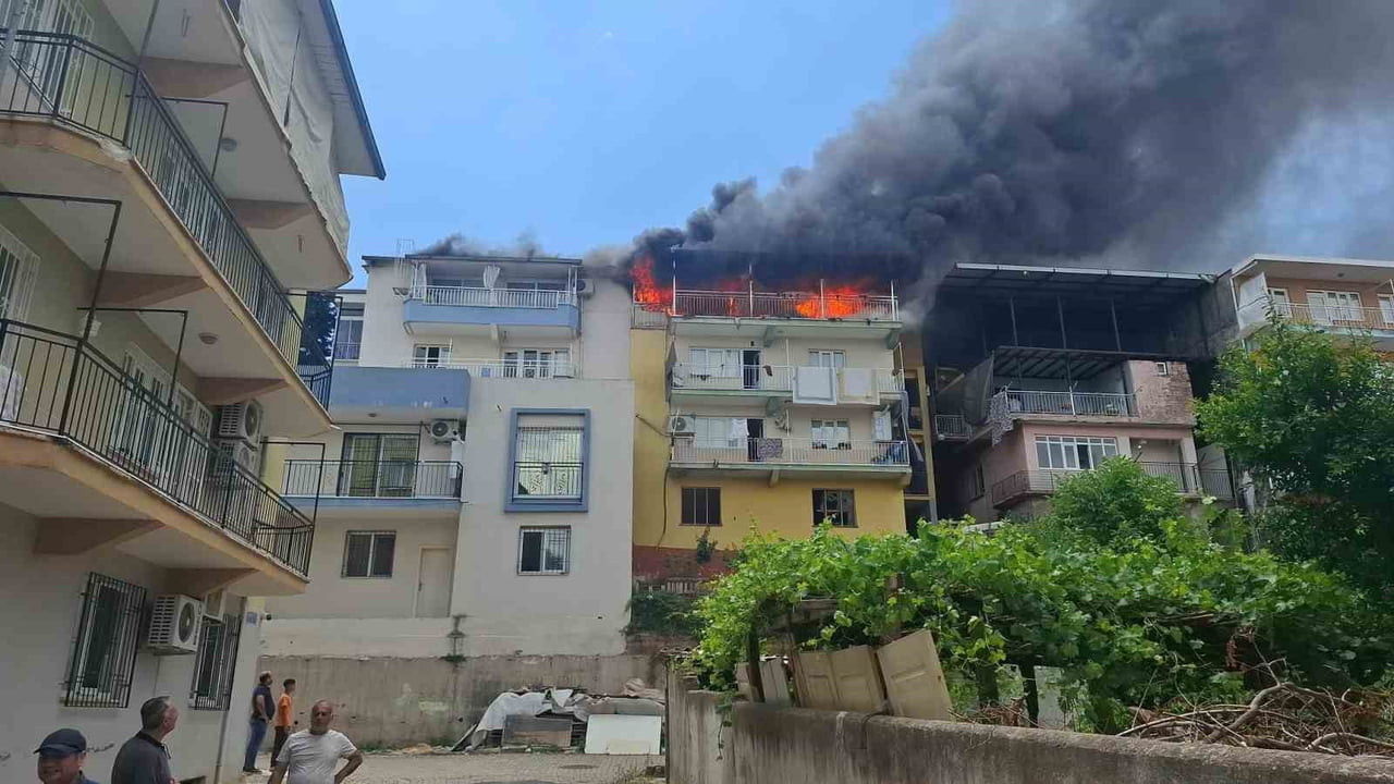 AYDIN’DA EV YANGINI