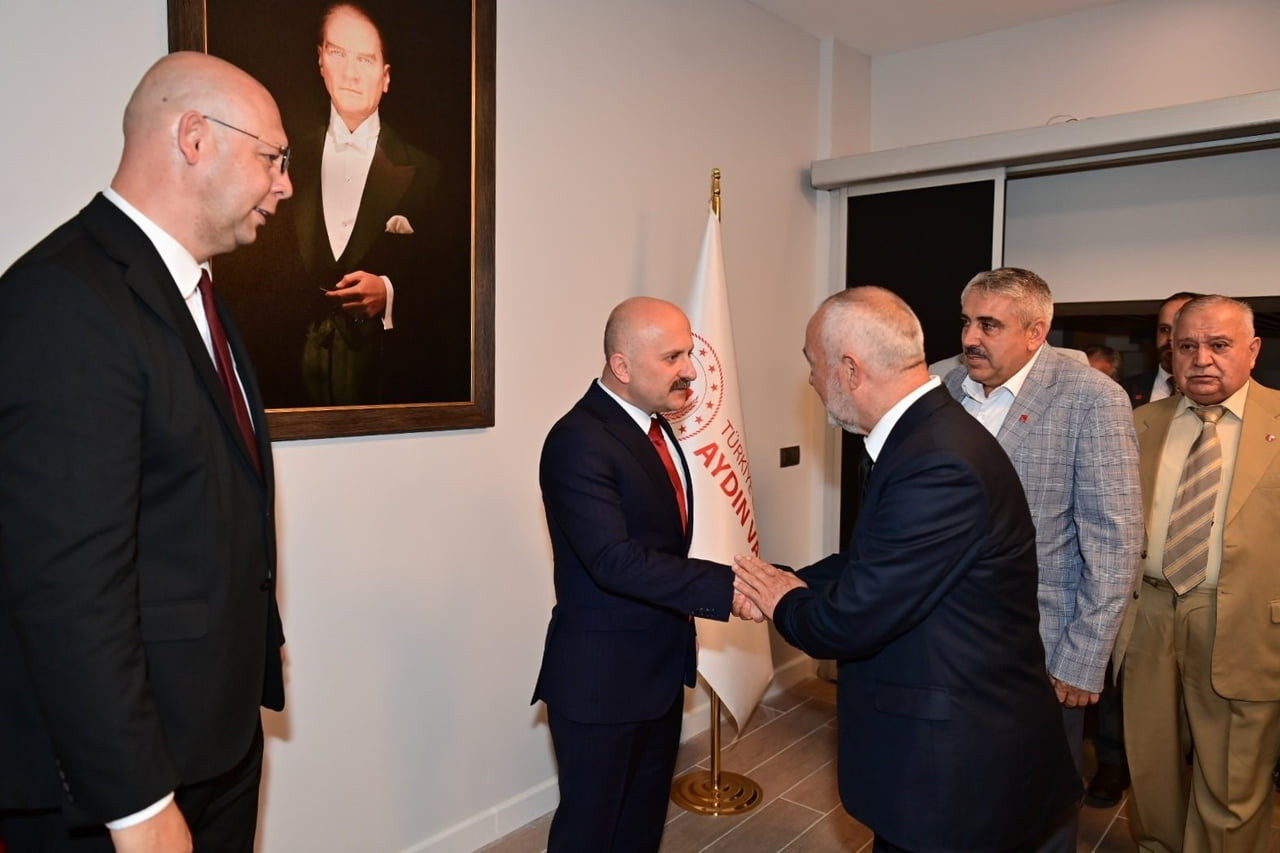 AYDIN’DA KURBAN BAYRAMI RESMİ BAYRAMLAŞMA TÖRENİ AYDIN VALİSİ DR. OSMAN VAROL’UN EV SAHİPLİĞİNDE...