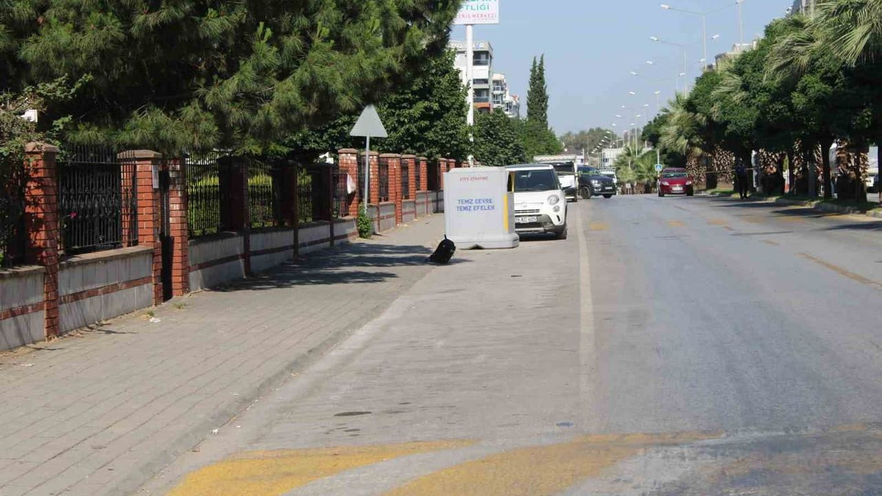 Aydın'da şüpheli çanta fünye ile patlatıldı: Bilgisayar ve kişisel eşyalar bulundu