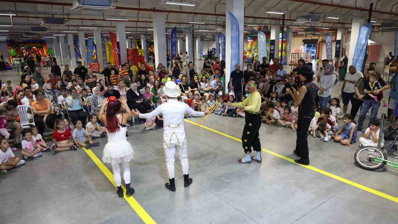 Aydın'da yıl sonu karne şenliği başladı