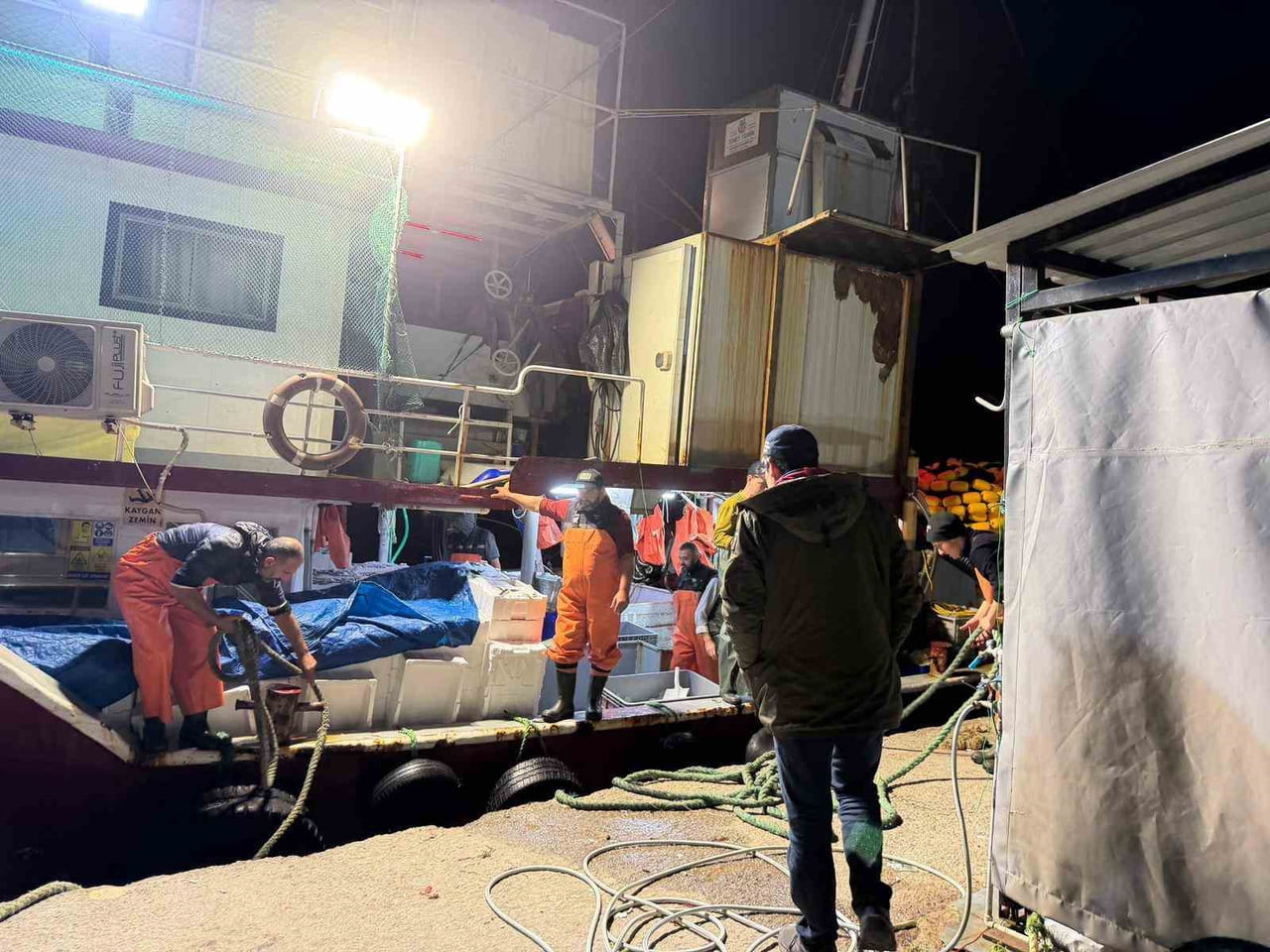 AYDIN’IN DİDİM İLÇESİNDE SU ÜRÜNLERİ KONTROL EKİPLERİNCE, HAMSİ KOTASI UYGULAMASI KAPSAMINDA...