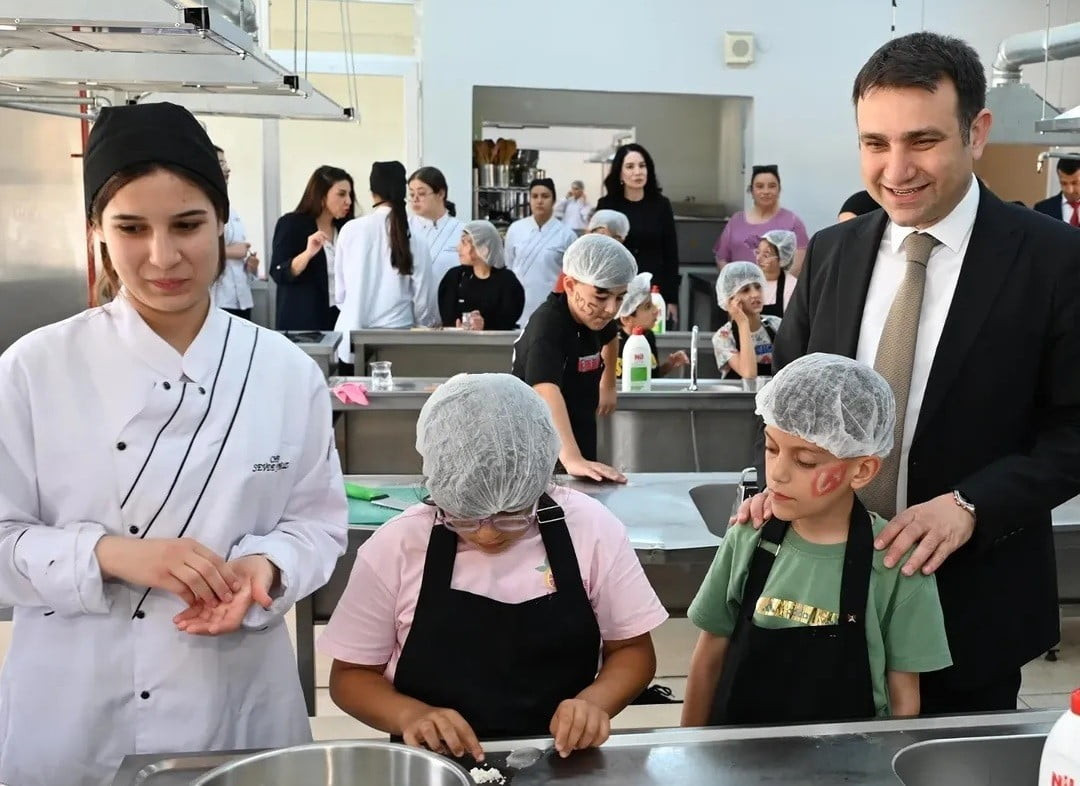 AYDIN’IN KÖŞK İLÇESİNDE “BEN HER YERDE VARIM” PROJESİ KAPSAMINDA DÜZENLENEN ETKİNLİKTE İLKOKUL...