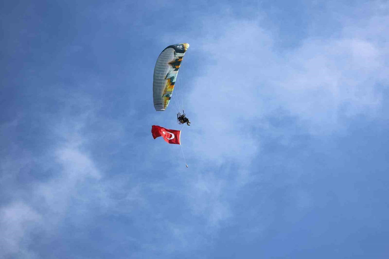 AYDIN’IN NAZİLLİ İLÇESİNDE 19 MAYIS ATATÜRK’Ü ANMA, GENÇLİK VE SPOR BAYRAMI DÜZENLENEN TÖRENLER...