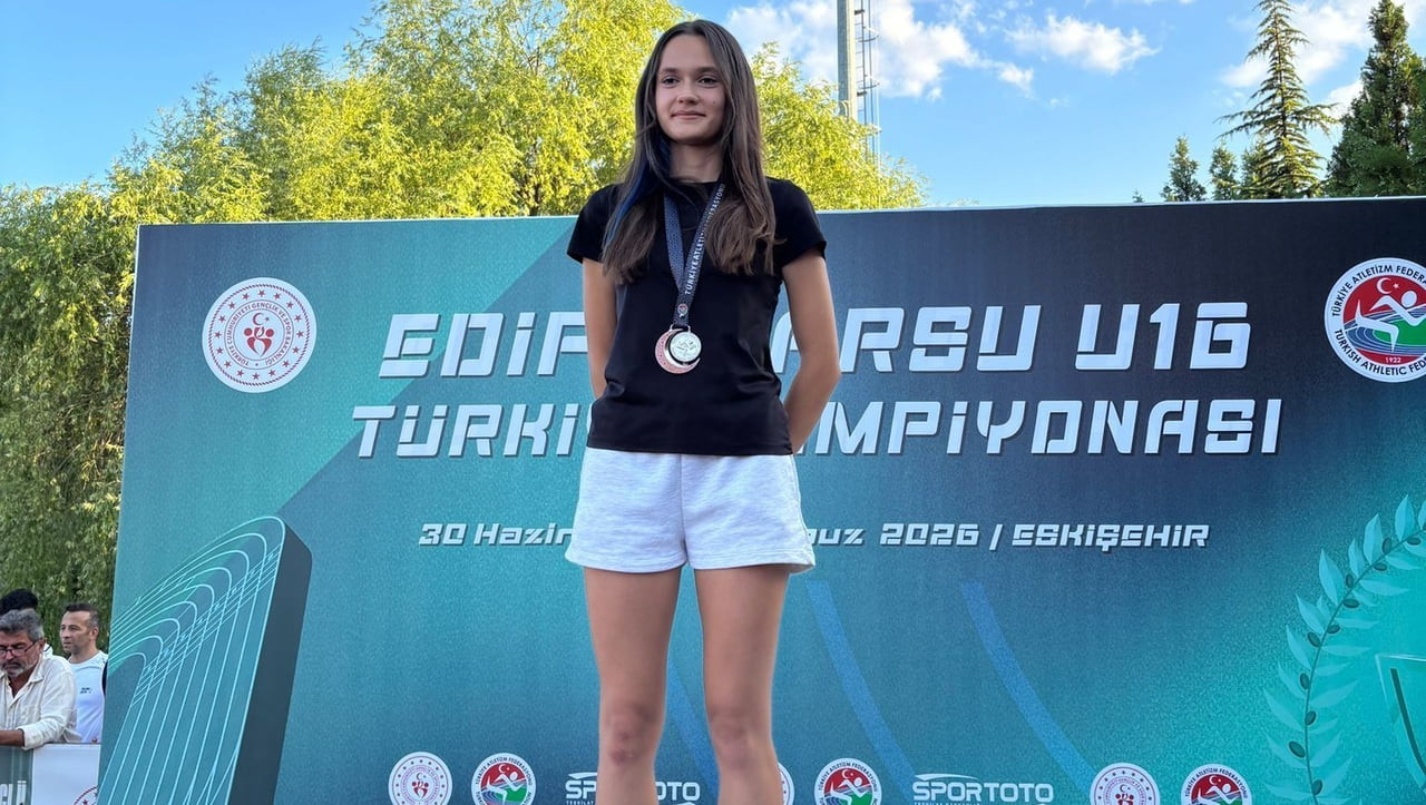 AYDINLI ATLET GAYE KADEM, U16 EDİP AKARSU TÜRKİYE ATLETİZM ŞAMPİYONASI'NDA 100 METRE ENGELLİ...