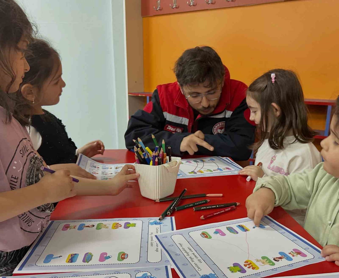 AYDINTEPE'DE MİNİK ÖĞRENCİLERE SU VERİMLİLİĞİ ANLATILDI