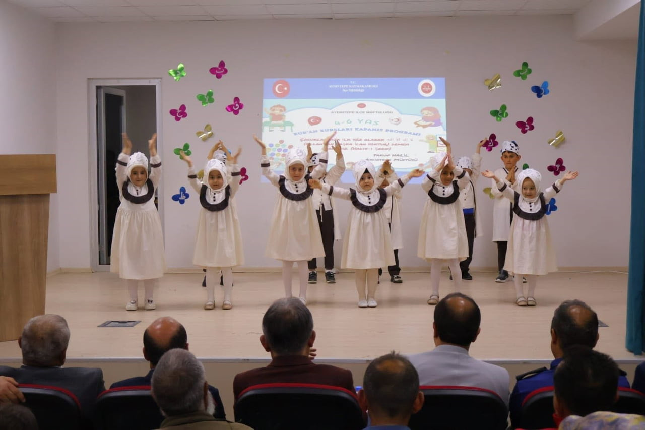 AYDINTEPE’DE 4-6 YAŞ KUR’AN KURSU KAPANIŞ PROGRAMI DÜZENLENDİ