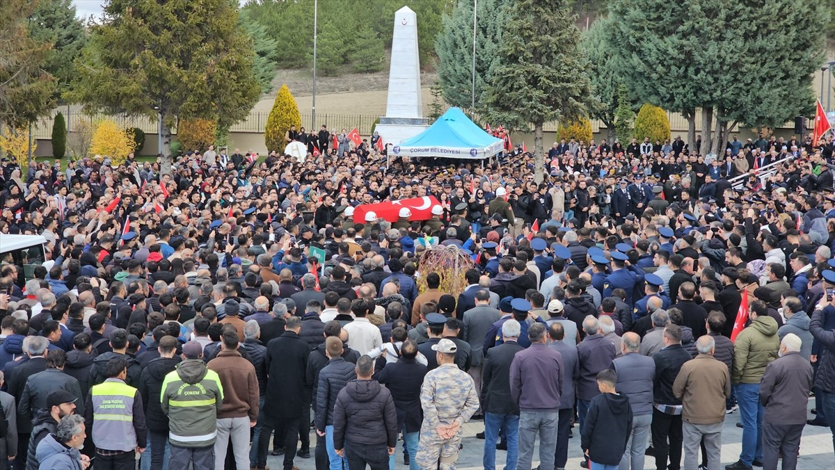 Azerbaycan-Gürcistan sınırında düşen Milli Savunma Bakanlığına ait C130 tipi askeri kargo uçağında...