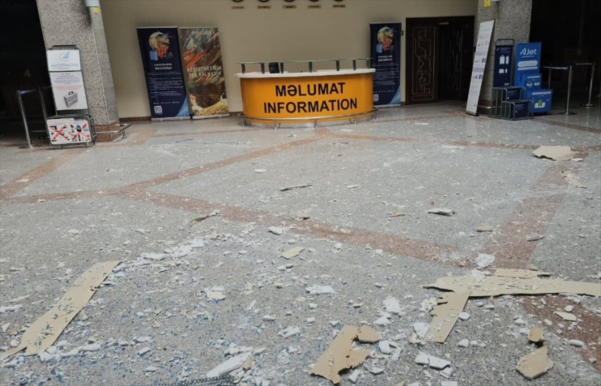 Azerbaycan'a bağlı Nahçıvan Özerk Cumhuriyeti'ndeki uluslararası havalimanına insansız hava...