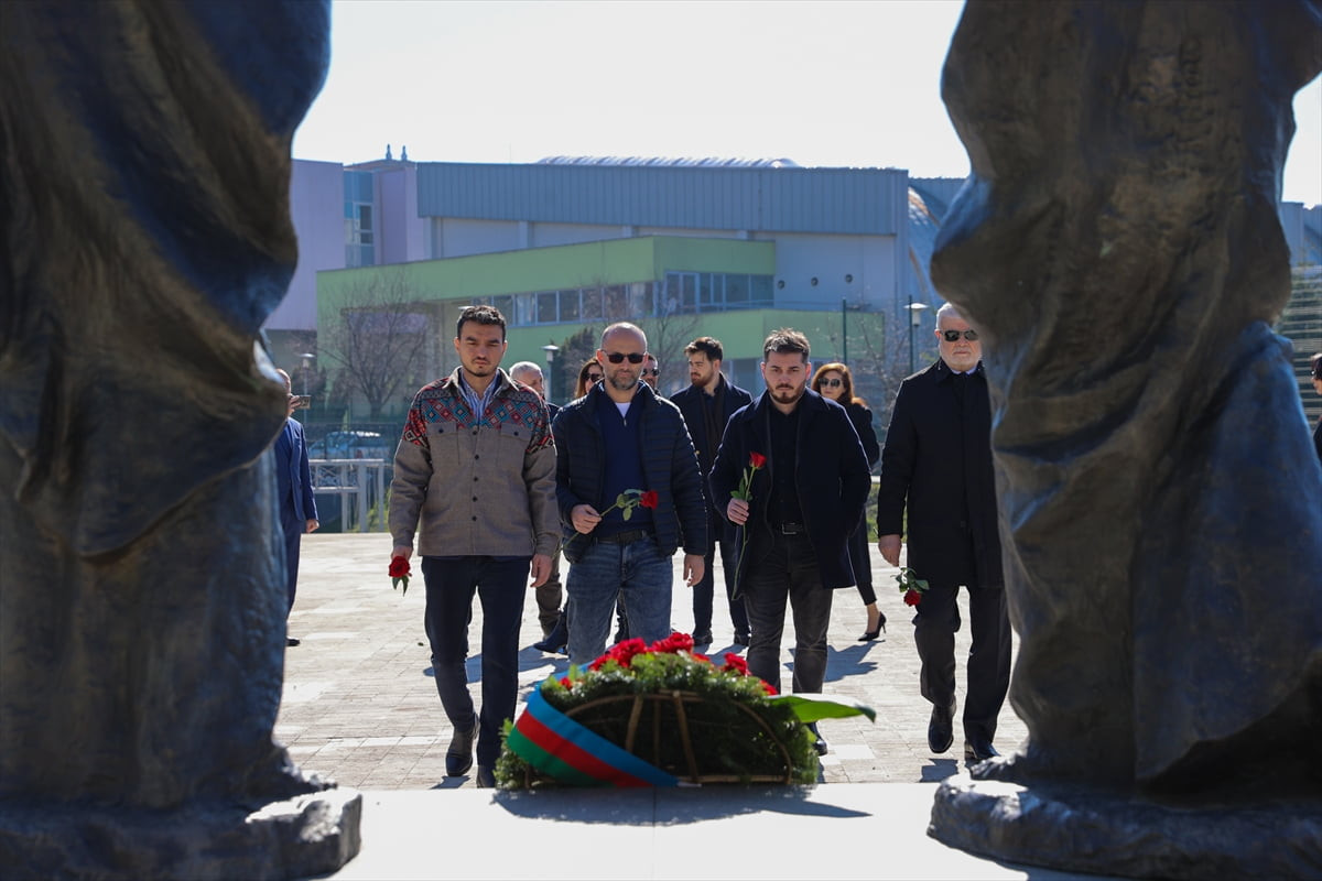 Azerbaycan'da, Ermenilerin 26 Şubat 1992'de işlediği Hocalı Katliamı'nın kurbanları, Bosna...