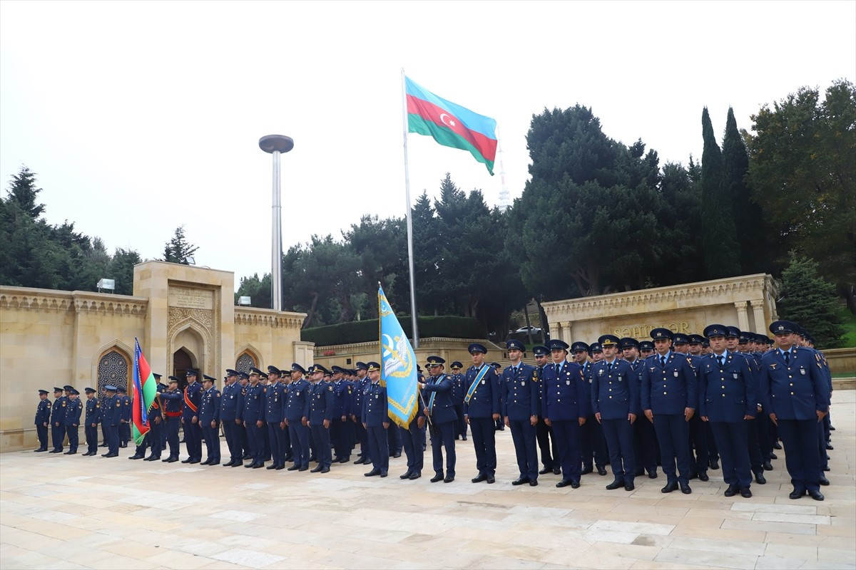 Azerbaycan'ın başkenti Bakü'de Karabağ Zaferi'nin 5. yılı dolayısıyla yürüyüşler gerçekleştirildi....