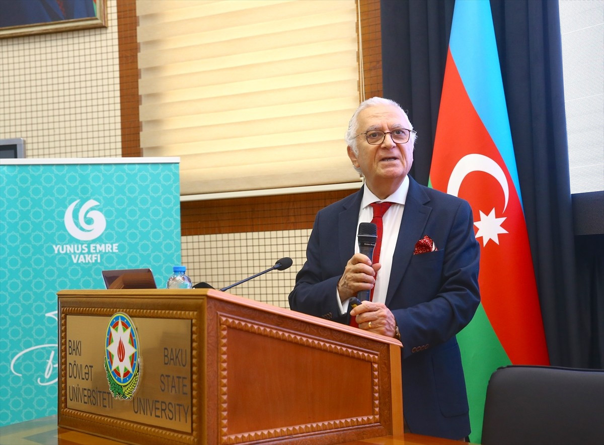 Azerbaycan'ın başkenti Bakü'de, "15 Aralık Dünya Türk Dili Ailesi Günü" kapsamında konferans...