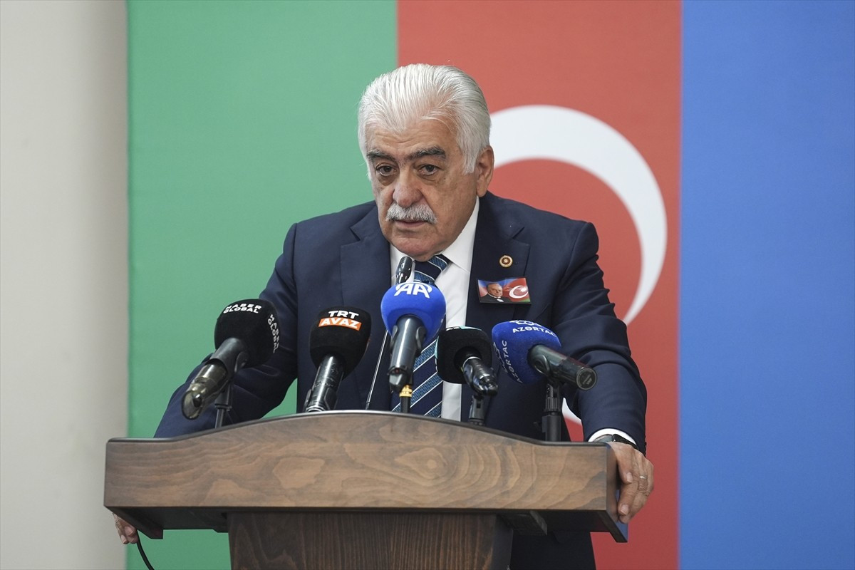 Azerbaycan'ın eski Cumhurbaşkanı ve ülke tarihinde "Umummilli Lider" ünvanıyla anılan Haydar...