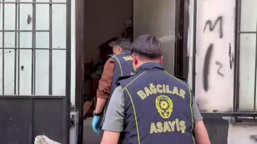 Bağcılar'da sahte parfüm imalathanesine baskın: 2 gözaltı